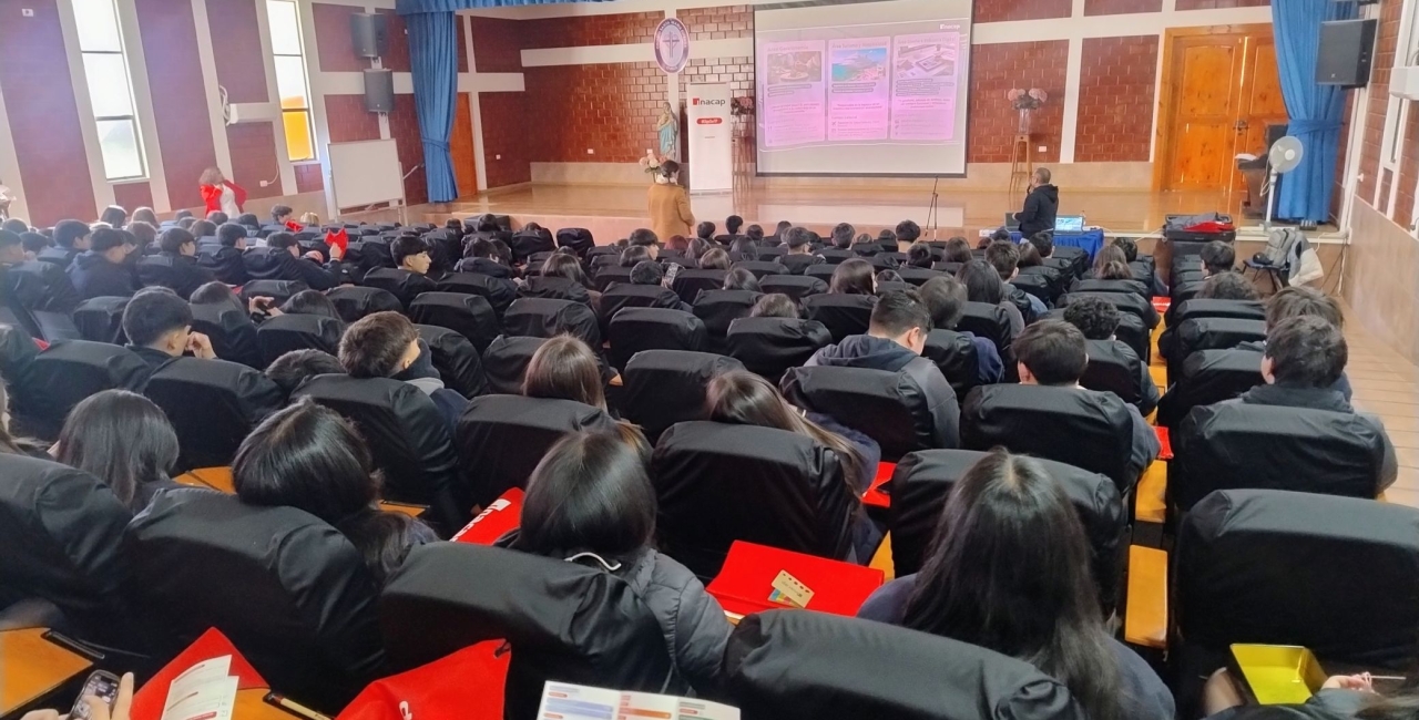 INACAP realiza charla vocacional para nuestros/as estudiantes